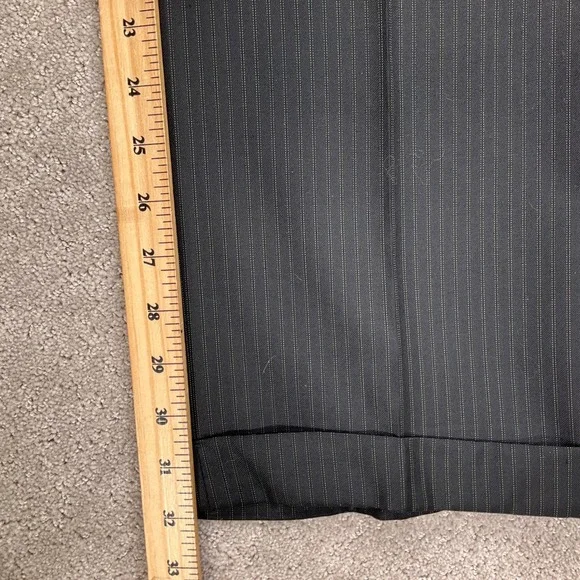 Jos A Bank Signature Gold Suit Mens 38R 32W 32L Black Pinstripe Gordon Wool Flaw - Picture 13 of 16